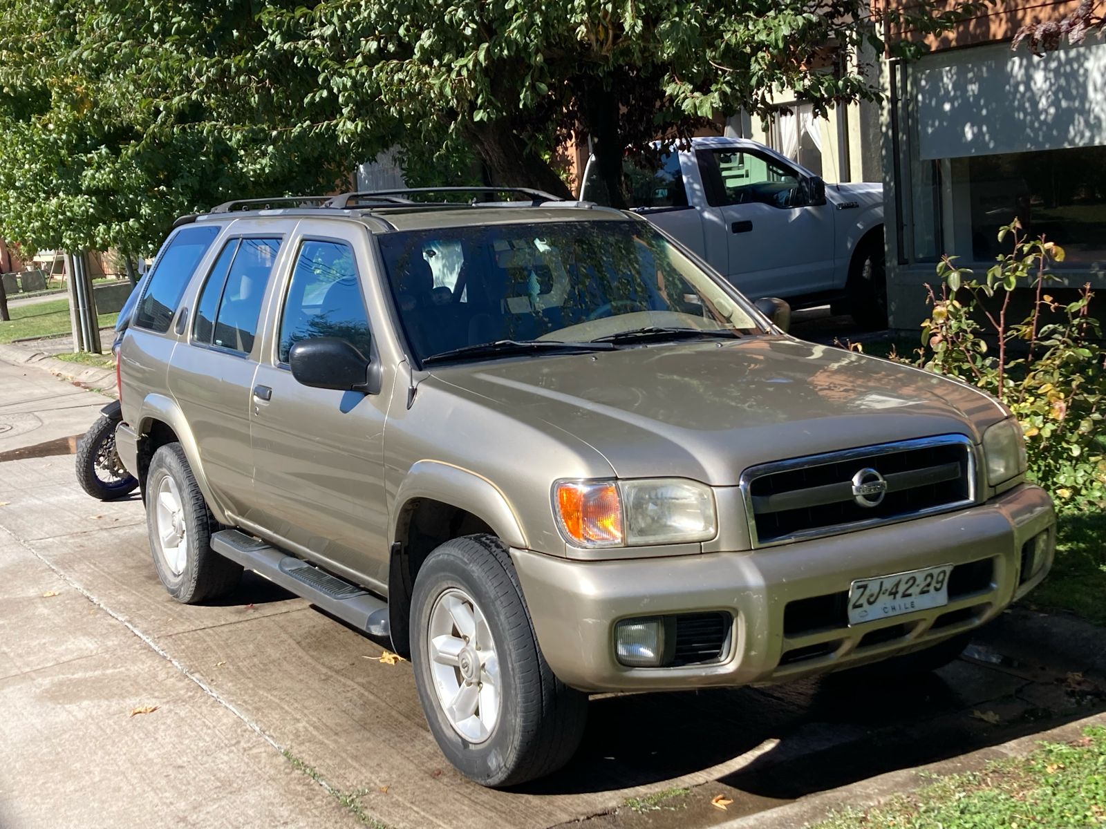 Nissan-Pathfinder-1