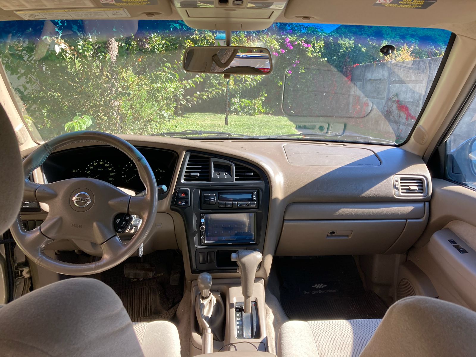Nissan-Pathfinder-2