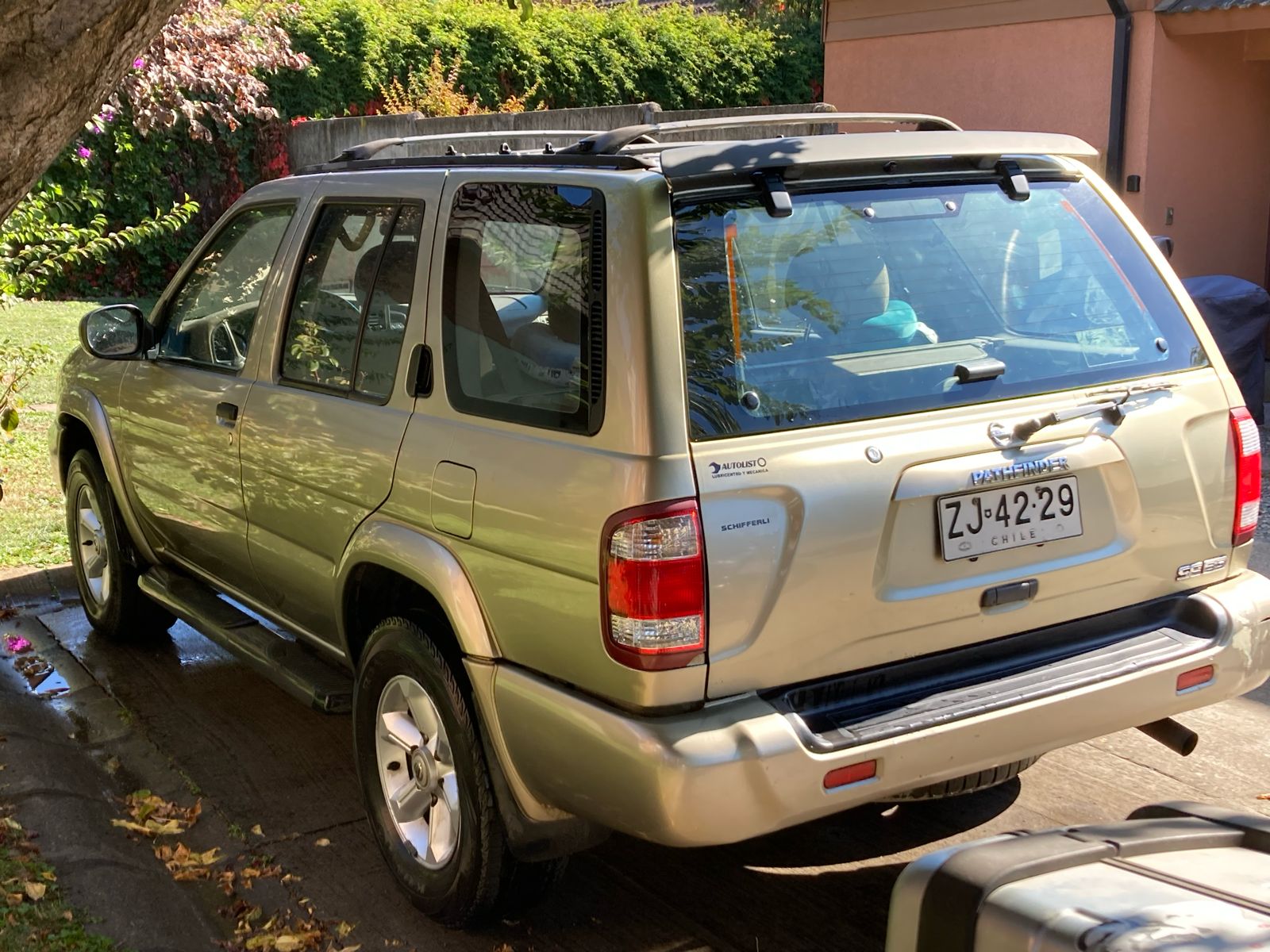 Nissan-Pthfinder-1