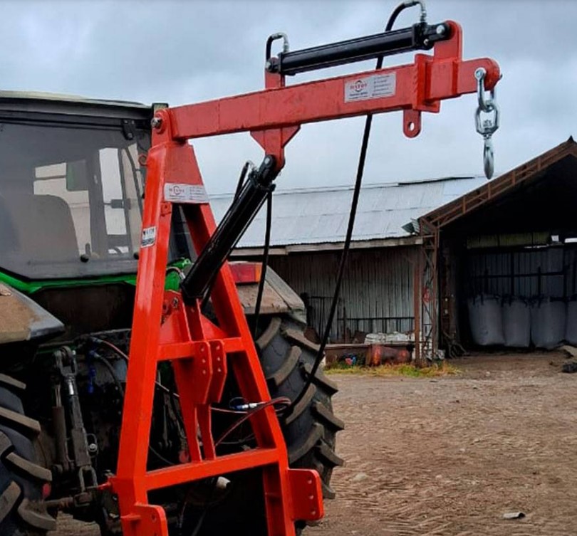 Pluma-tractor-1