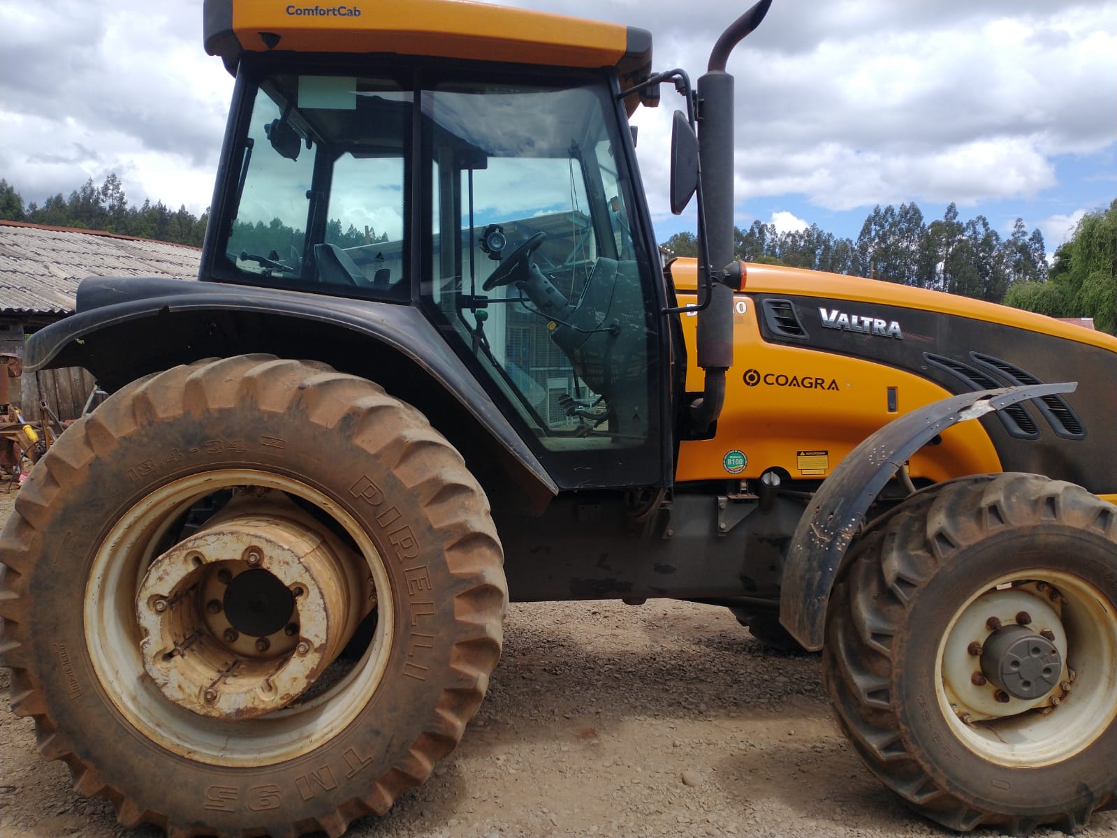 Valtra-5